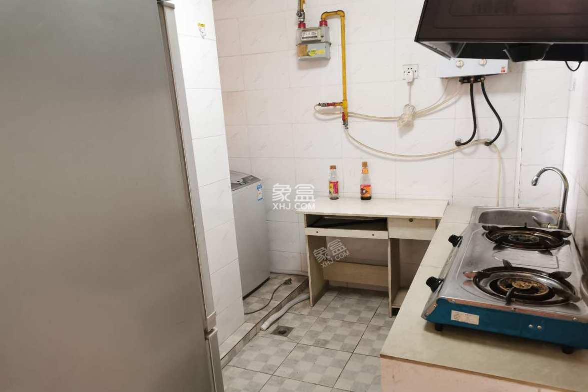 光华揽胜  1室1厅1卫    1600.0元/月 光华揽胜  1室1厅1卫    1600.0元/月室内图