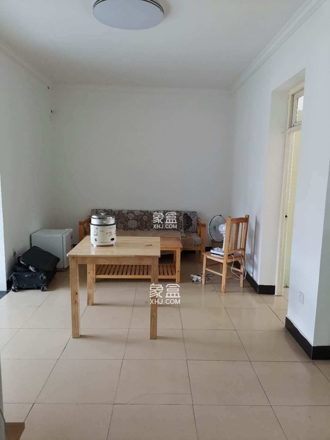 解放街散盘  2室1厅1卫    1300.0元/月 解放街散盘  2室1厅1卫    1300.0元/月室内图