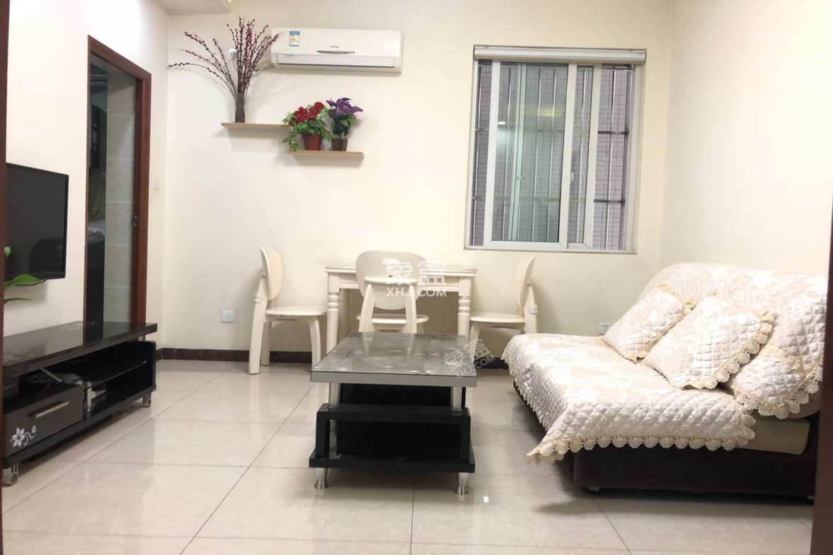 元益花园  2室2厅1卫    2300.0元/月 元益花园  2室2厅1卫    2300.0元/月室内图1