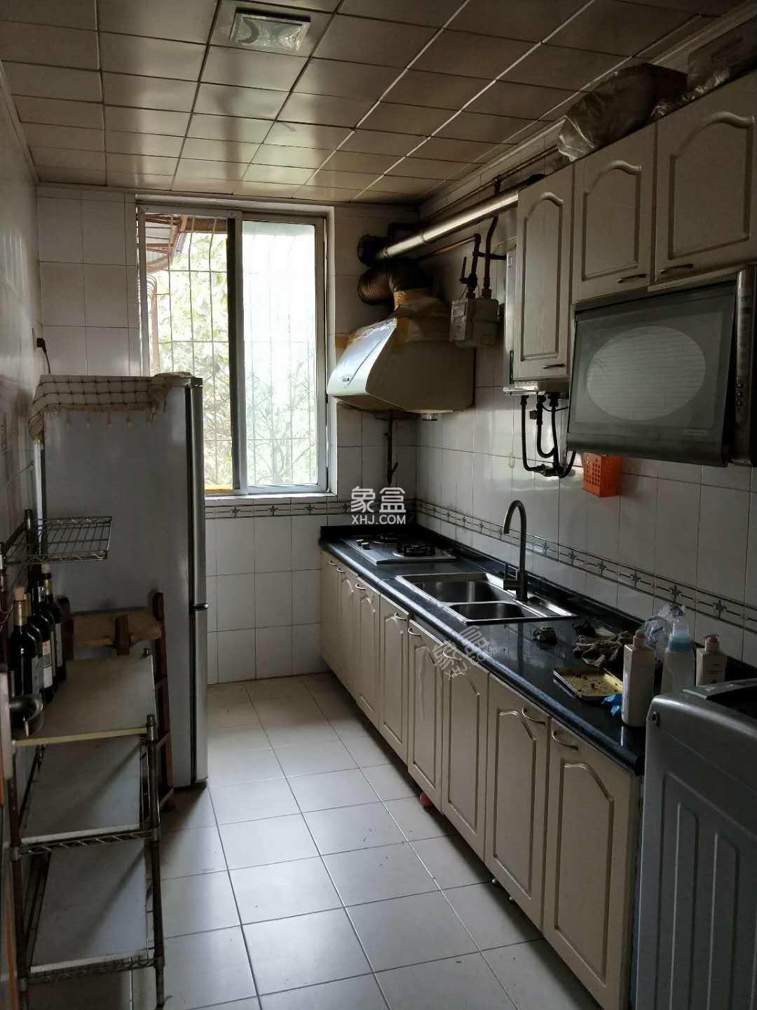 金鹏街176号院 2室1厅1卫 2200.00元/月 金鹏街176号院 2室1厅1卫 2200.00元/月室内图