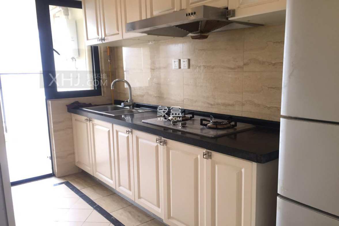 复城国际T5 2室2厅1卫 3800.00元/月 复城国际T5 2室2厅1卫 3800.00元/月室内图