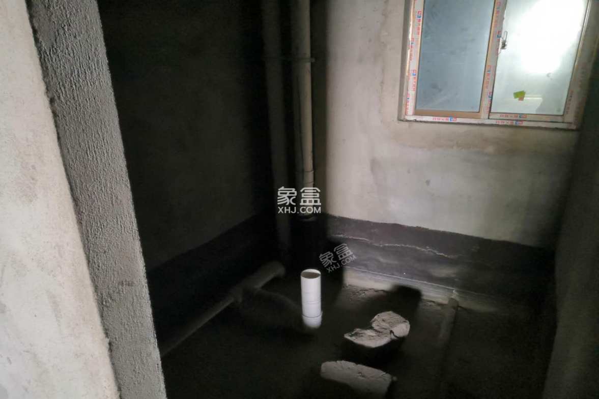 华天城市广场  3室2厅1卫    66.0万 华天城市广场  3室2厅1卫    66.0万客厅