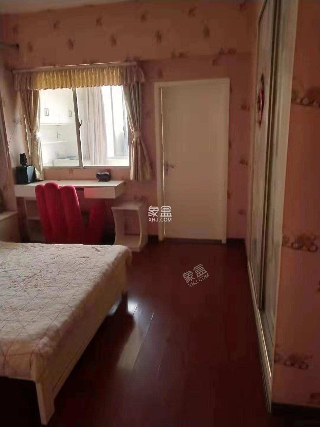 铁路生活小区  2室2厅1卫    1600.0元/月 铁路生活小区  2室2厅1卫    1600.0元/月室内图