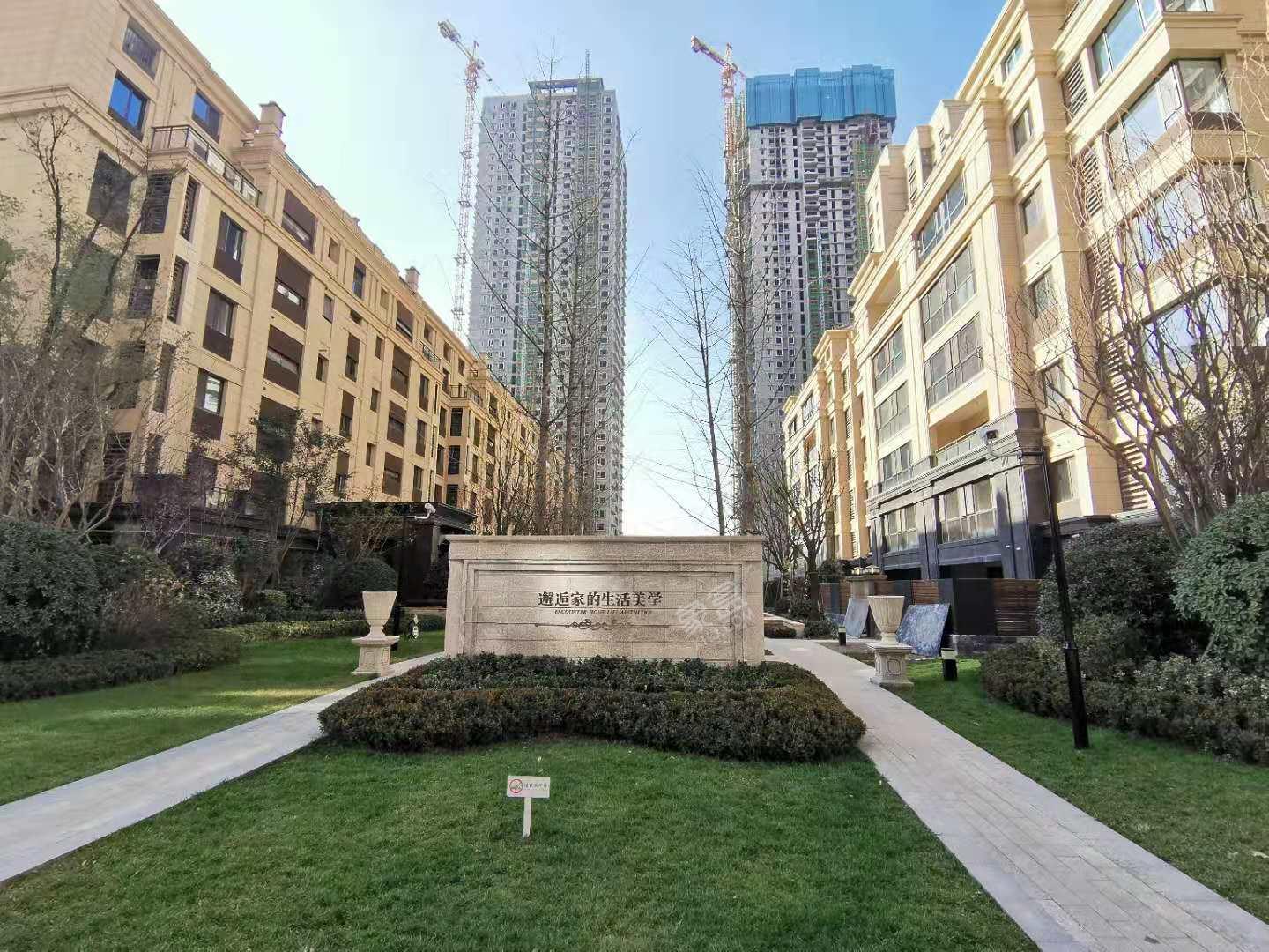 中铁建万科翡翠  4室2厅2卫   420.00万小区图