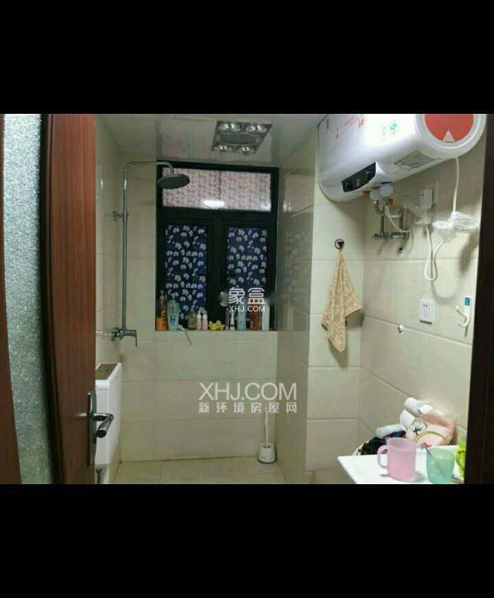 新世界珑玥 3室2厅2卫 3300.00元/月 新世界珑玥 3室2厅2卫 3300.00元/月室内图