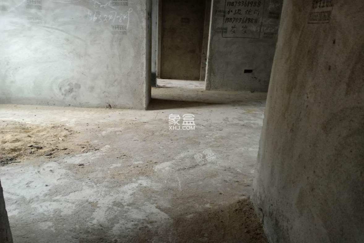 锦绣欣城 2室2厅1卫 46.8万 锦绣欣城 2室2厅1卫 46.8万客厅