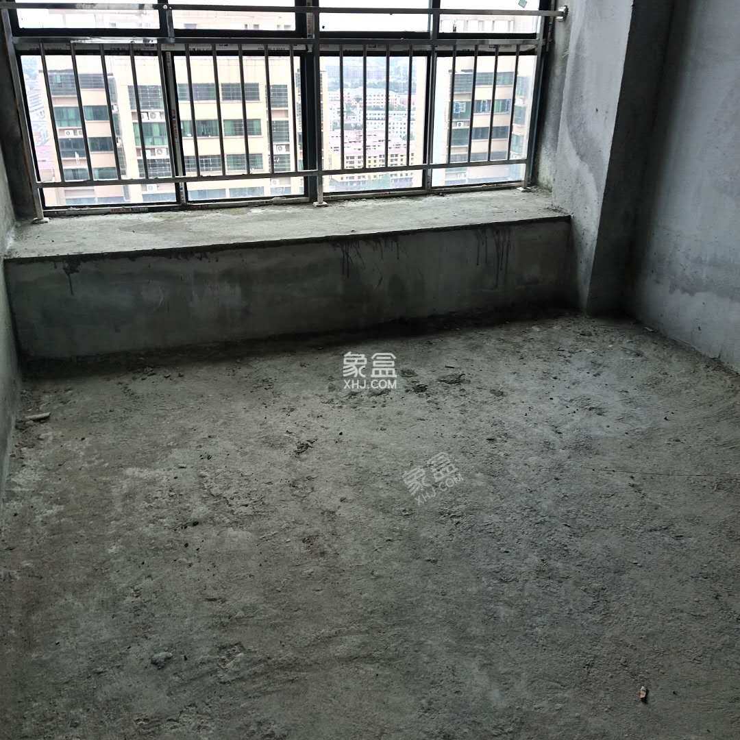 锦绣欣城 2室2厅1卫 46.8万 锦绣欣城 2室2厅1卫 46.8万客厅