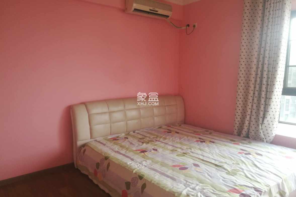 华府西苑 2室2厅2卫 3500.00元/月 华府西苑 2室2厅2卫 3500.00元/月室内图