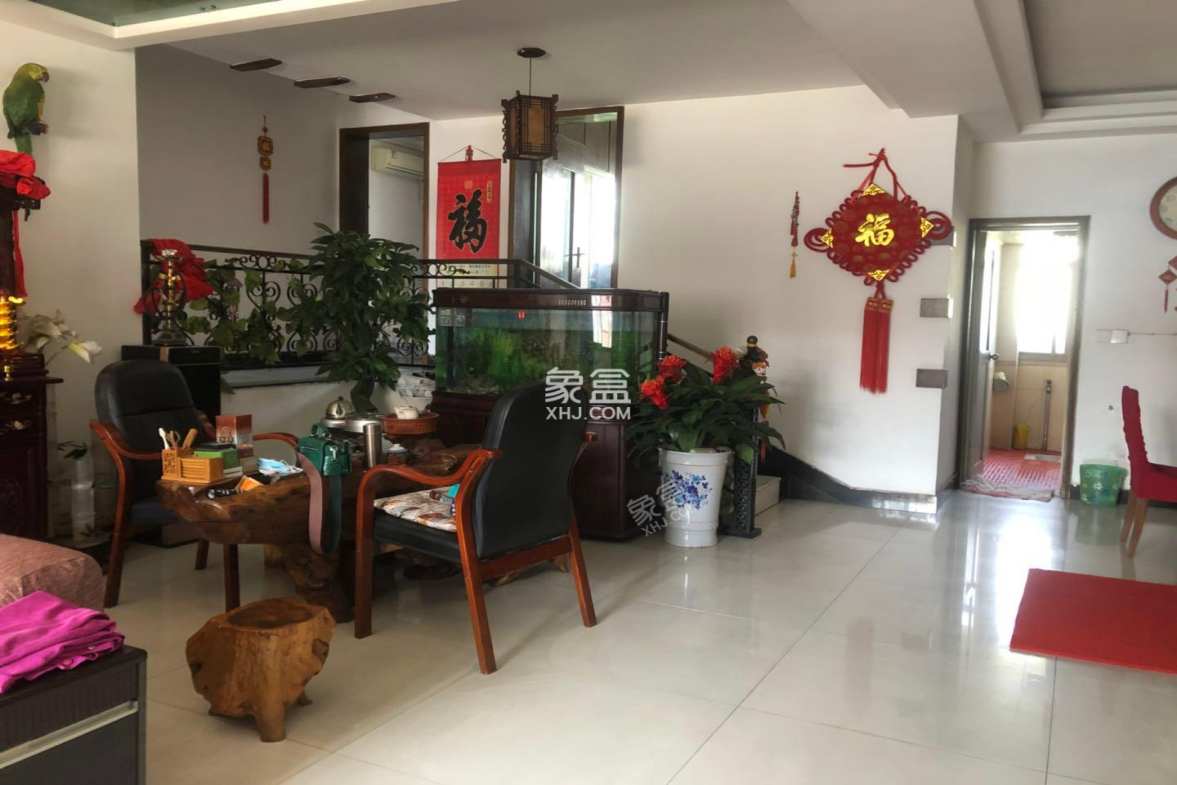 长春东路散盘 3室2厅2卫 58.5万 长春东路散盘 3室2厅2卫 58.5万卫生间