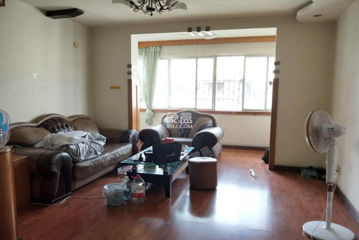 金鹏街176号院 2室1厅1卫 2200.00元/月 金鹏街176号院 2室1厅1卫 2200.00元/月室内图