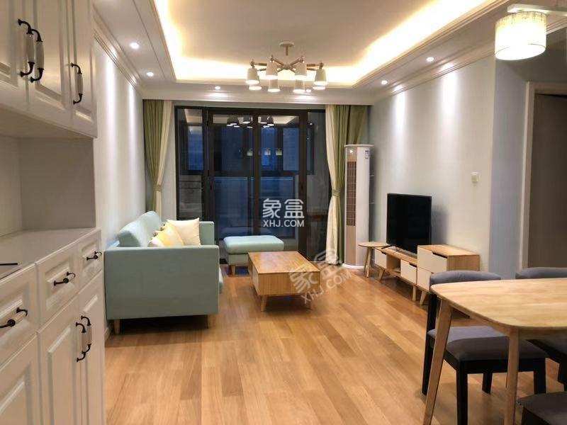 德商华府天骄  3室2厅1卫   2500.00元/月 德商华府天骄  3室2厅1卫   2500.00元/月室内图