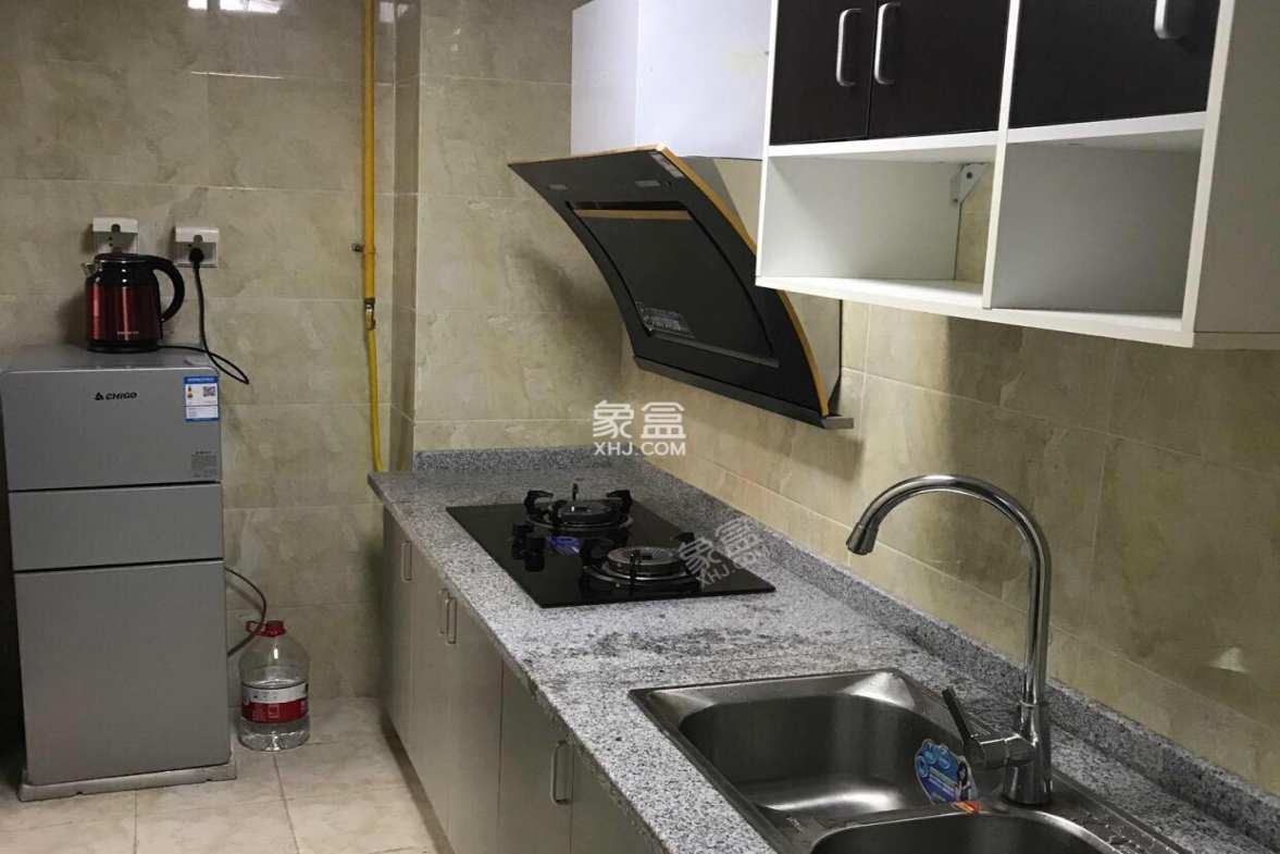 馨光嘉苑 1室1厅1卫 1600.0元/月 馨光嘉苑 1室1厅1卫 1600.0元/月室内图