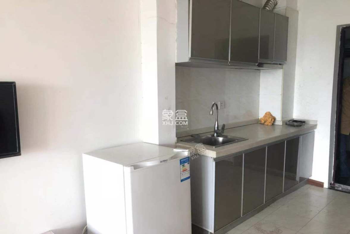 梓湖东城 1室1厅0卫 800.0元/月 梓湖东城 1室1厅0卫 800.0元/月室内图