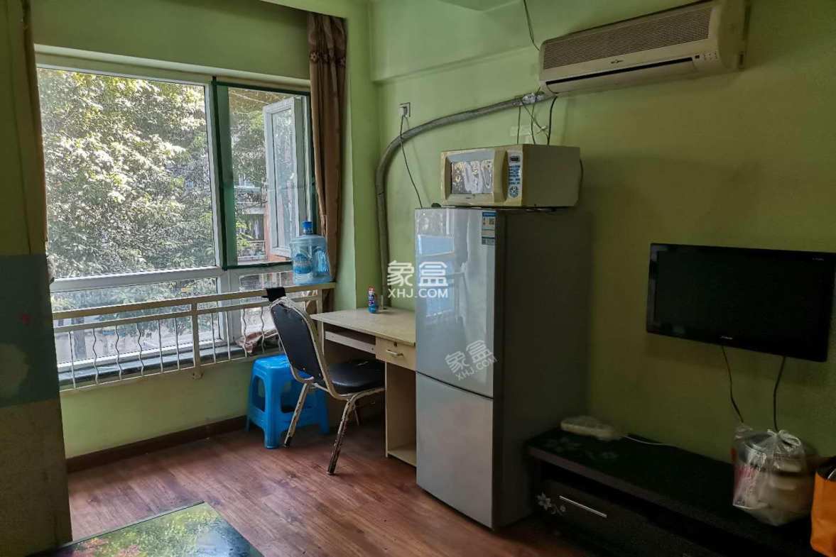 海棠月色  1室0厅1卫    1400.0元/月 海棠月色  1室0厅1卫    1400.0元/月室内图