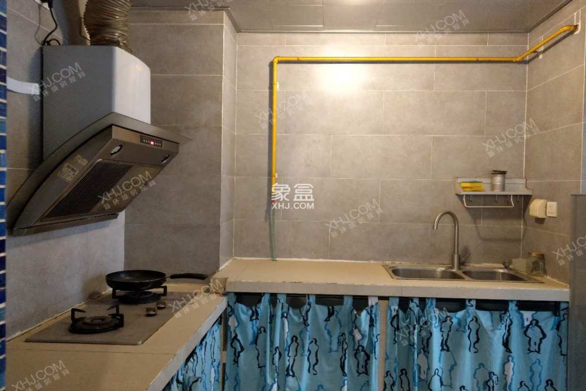 逸都花园 2室1厅1卫 2258.00元/月 逸都花园 2室1厅1卫 2258.00元/月室内图