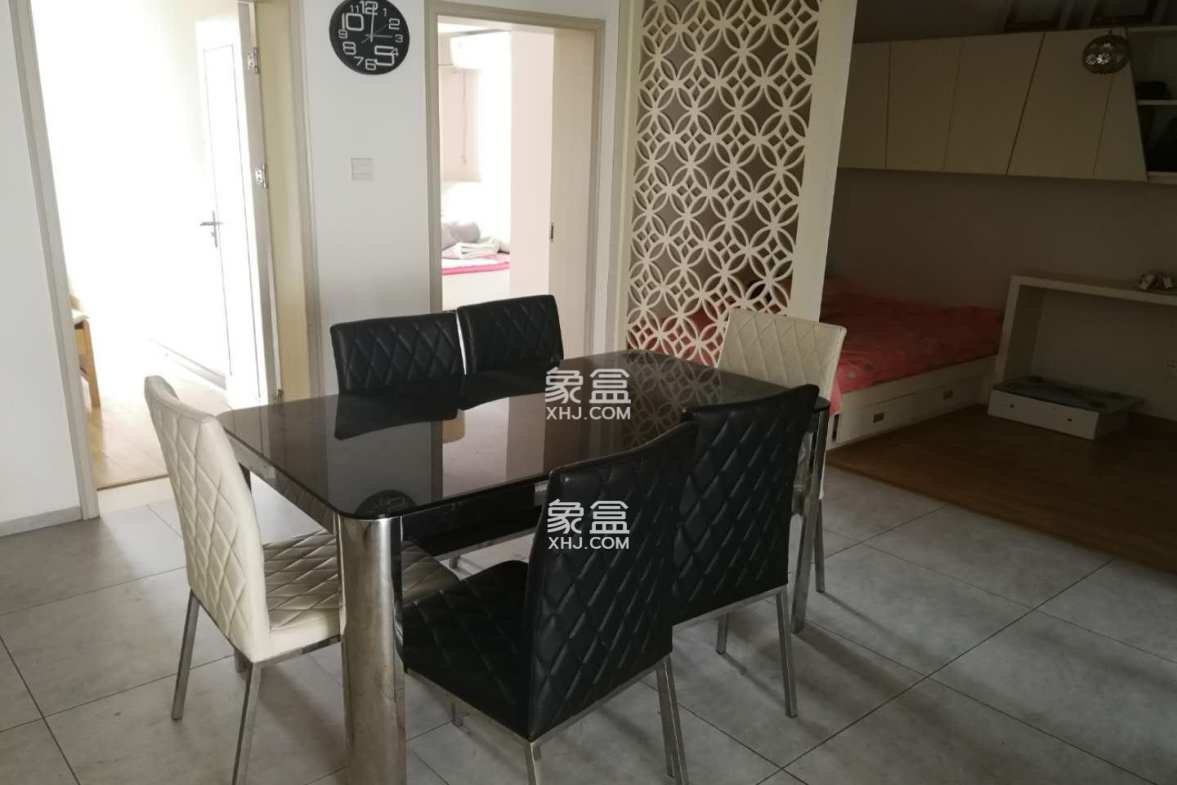 华夏佳园二期  3室2厅1卫    52.8万 华夏佳园二期  3室2厅1卫    52.8万客厅