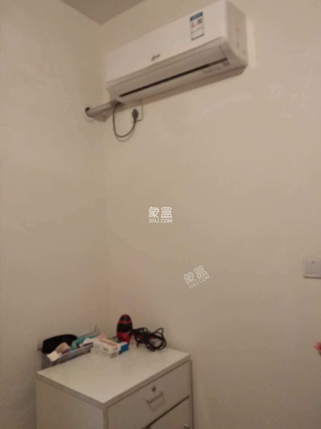 长顺家园  1室1厅1卫   1100.00元/月 长顺家园  1室1厅1卫   1100.00元/月室内图