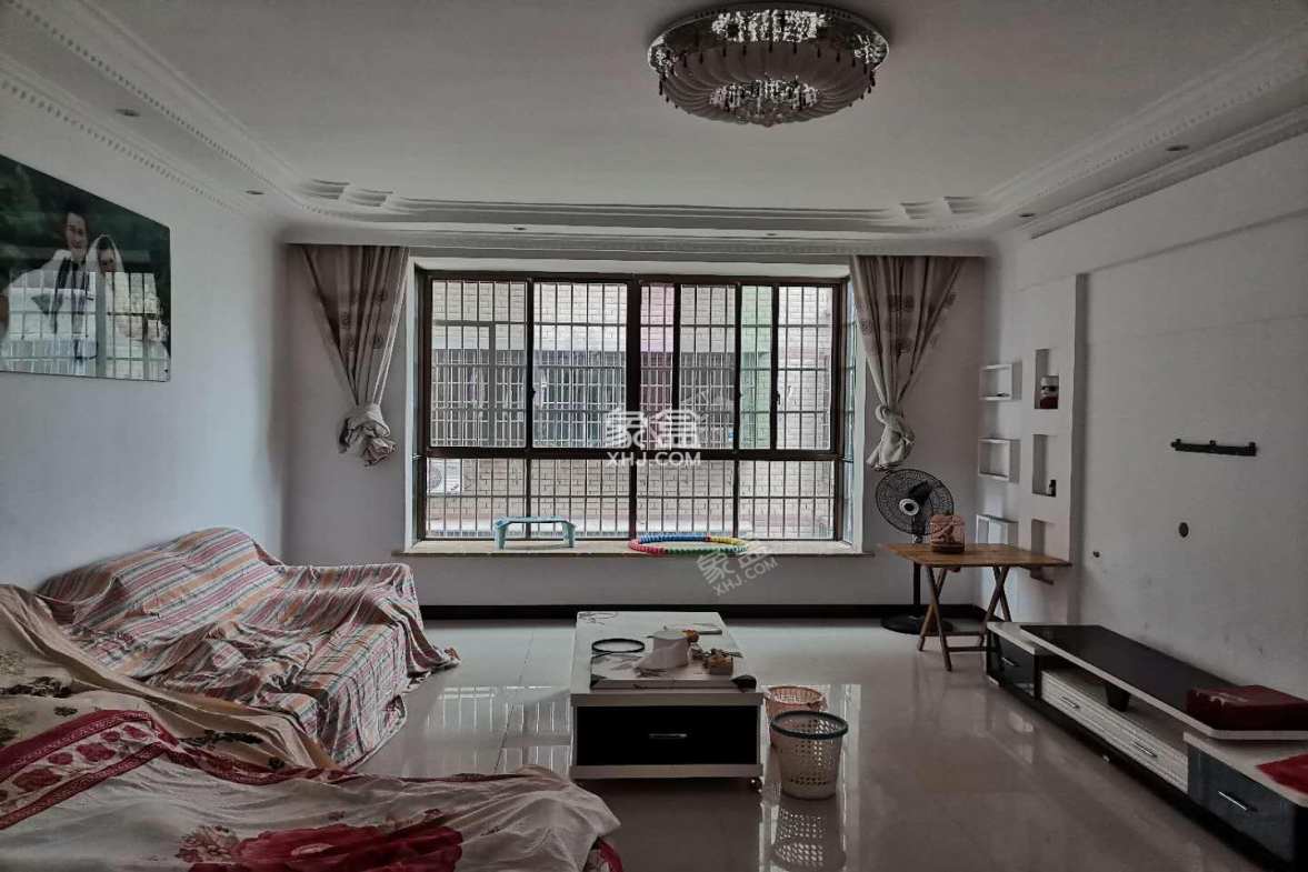 富桥市场 3室2厅1卫 1600.0元/月 富桥市场 3室2厅1卫 1600.0元/月户型图