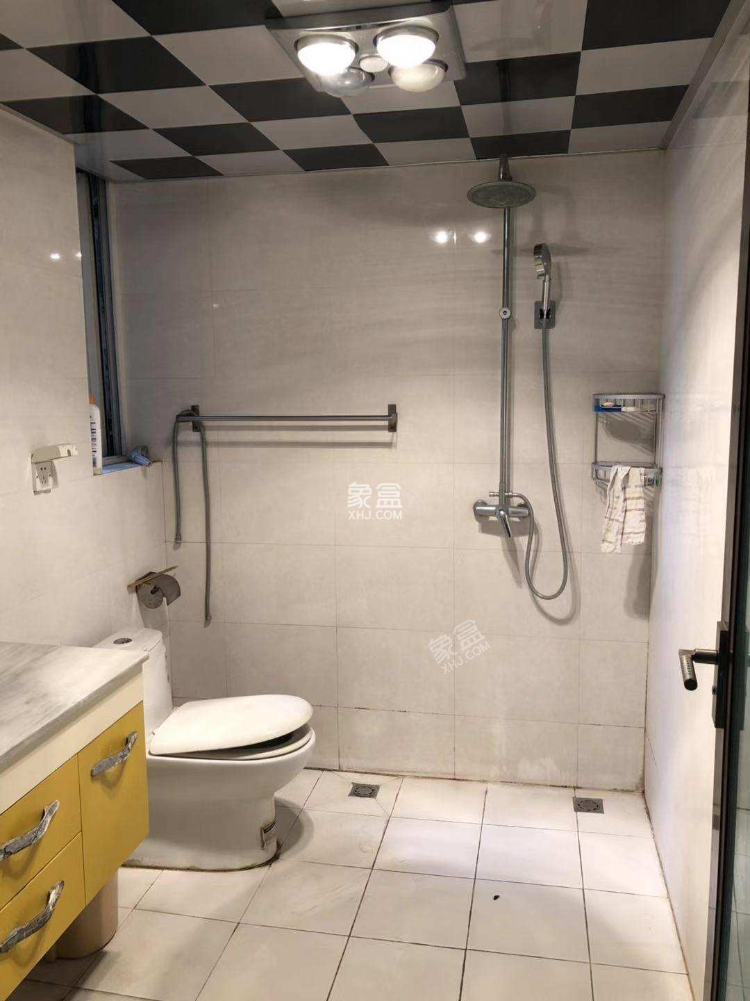 齐力碧水湾  2室2厅1卫    2300.0元/月 齐力碧水湾  2室2厅1卫    2300.0元/月室内图