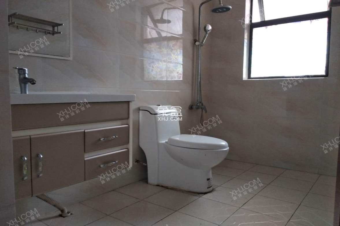 保利心语花园二期 6室2厅1卫 12000.00元/月 保利心语花园二期 6室2厅1卫 12000.00元/月室内图