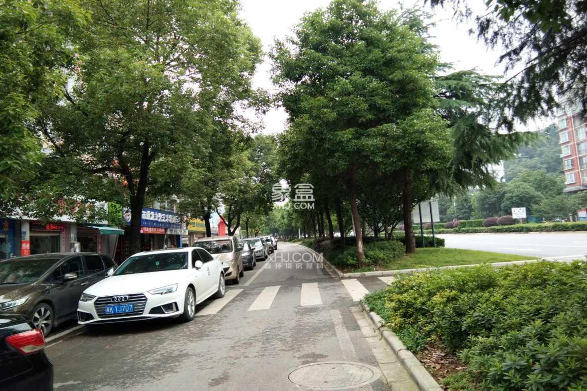 鑫都苑  4室2厅2卫    105.9万 鑫都苑  4室2厅2卫    105.9万小区图