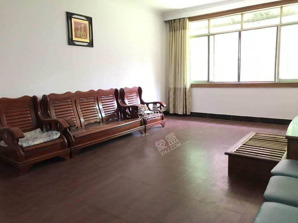 益阳航道管理处家属楼 2室2厅2卫 37.8万 益阳航道管理处家属楼 2室2厅2卫 37.8万客厅