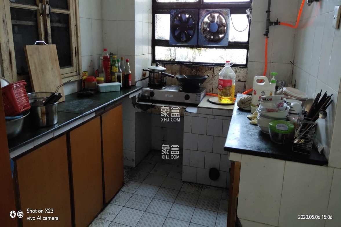 宋家桥戴家岭 2室2厅1卫 700.0元/月 宋家桥戴家岭 2室2厅1卫 700.0元/月室内图