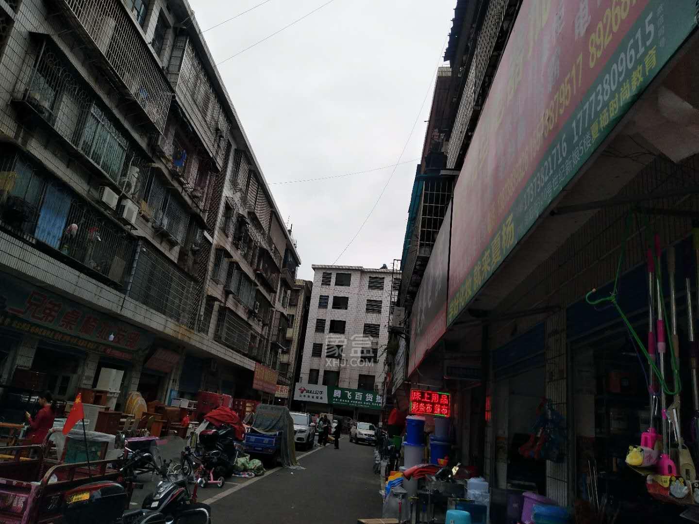 洞新市场室内图2