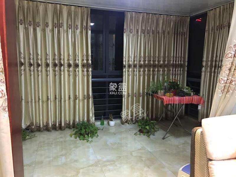 华银美景  3室2厅1卫   2600.00元/月 华银美景  3室2厅1卫   2600.00元/月室内图