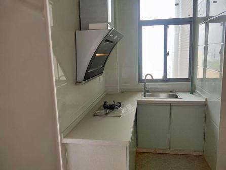 鹏利广场  2室1厅1卫    2200.0元/月