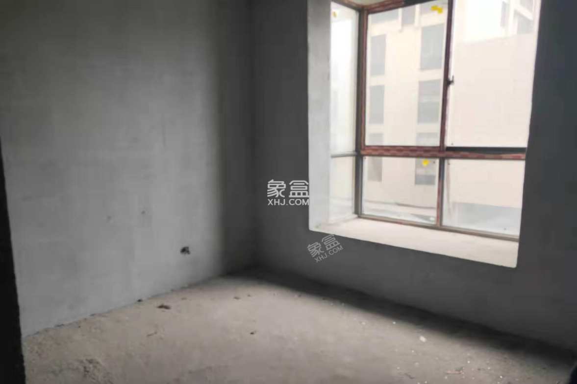 康城上品  3室2厅2卫    68.0万 康城上品  3室2厅2卫    68.0万卧室