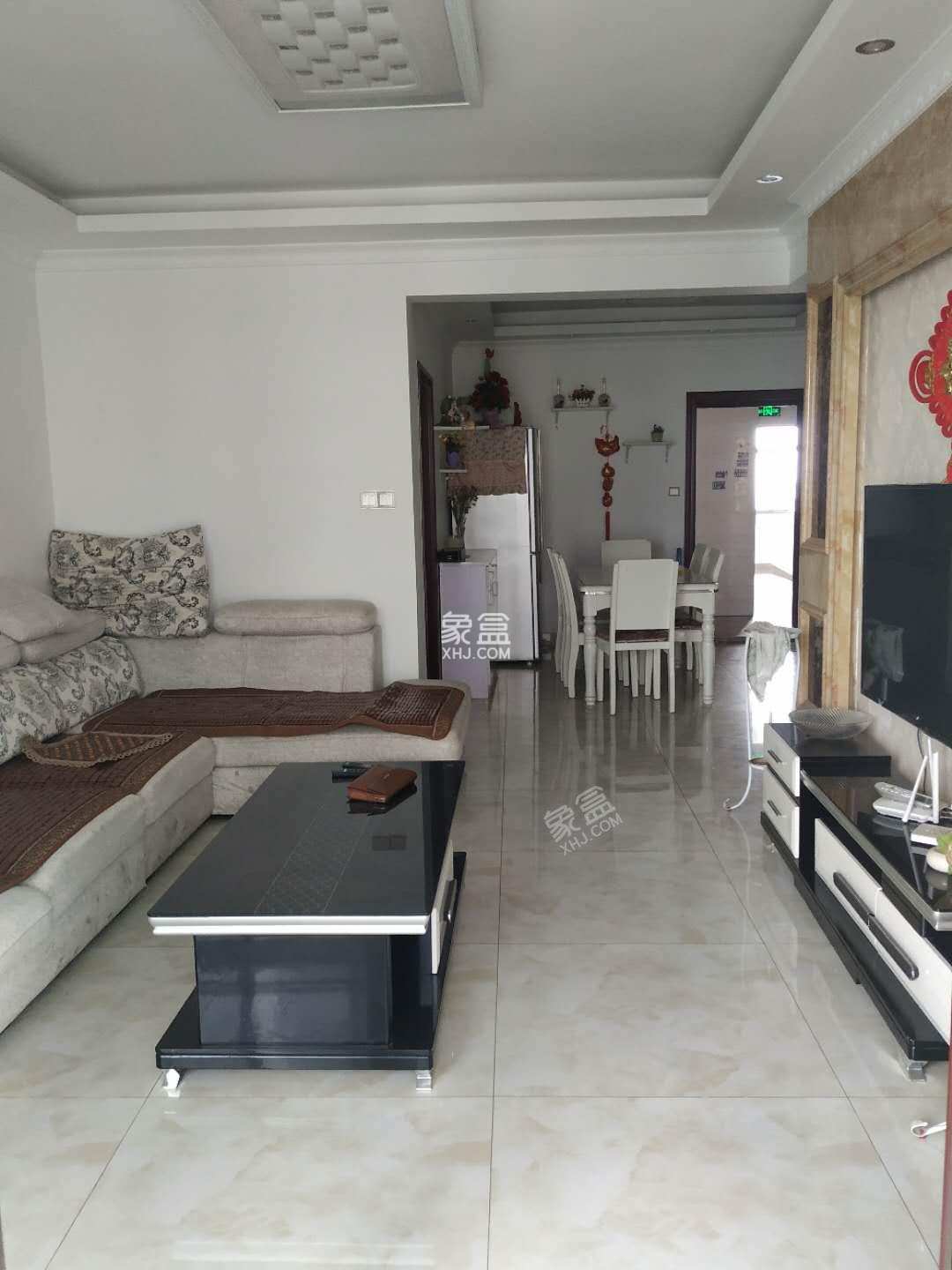 梓山豪苑 2室1厅1卫 68.0万 梓山豪苑 2室1厅1卫 68.0万客厅