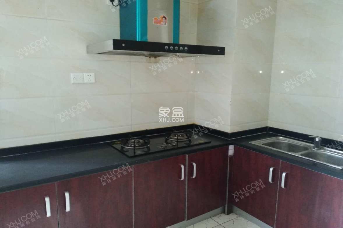 保利心语花园二期 6室2厅1卫 12000.00元/月 保利心语花园二期 6室2厅1卫 12000.00元/月室内图