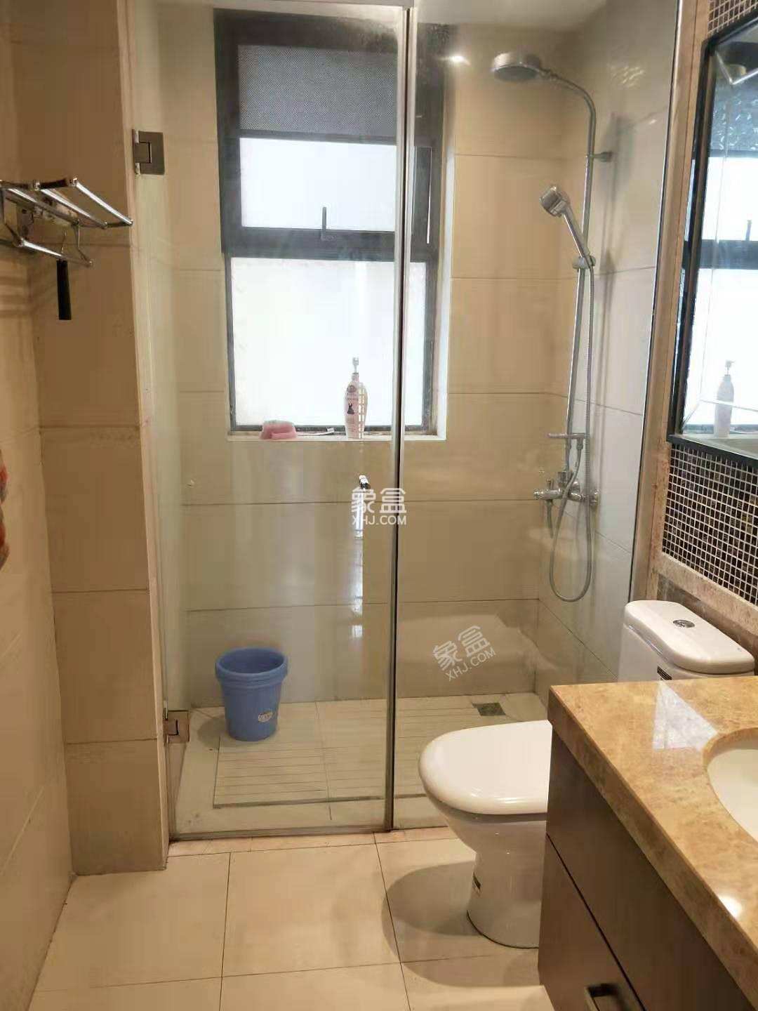 凯旋天际湾  4室2厅3卫    7500.0元/月 凯旋天际湾  4室2厅3卫    7500.0元/月室内图