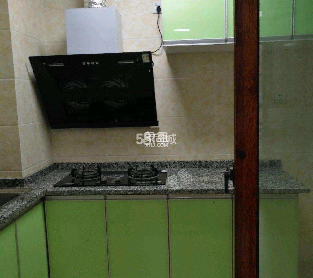 南湖世纪 3室1厅1卫 2600.00元/月 南湖世纪 3室1厅1卫 2600.00元/月室内图