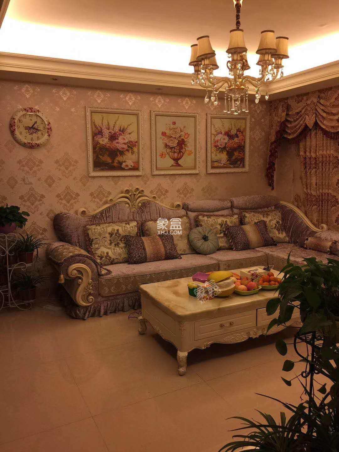 碧桂园  3室2厅2卫    120.0万 碧桂园  3室2厅2卫    120.0万客厅